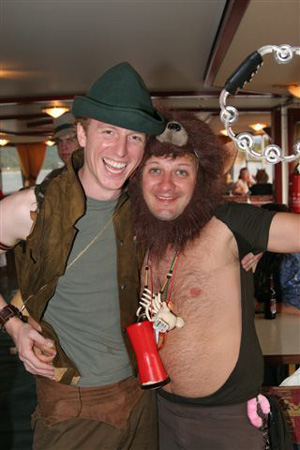 a8088111156326777-8811